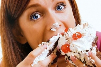 Ученые выявили тягу к сладкой и жирной пище
