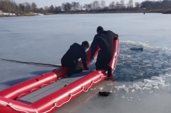 В Харьковской области рыбак провалился под лед: подробности трагедии