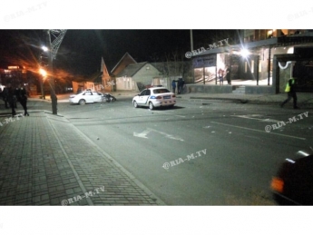 В полиции рассказали подробности ДТП в Мелитополе, в котором иномарка влетела в ресторан (фото, видео)