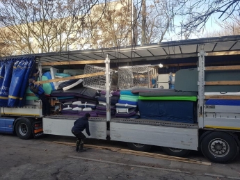 В больницу Мелитополя завезли новую партию оборудования из Австрии (фото)