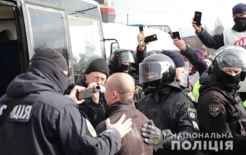 В Харькове число задержанных на рынке превысило 50 человек