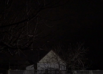 Жителей Мелитополя напугали вспышки на ночном небе (видео)