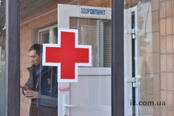 В Запорожье "Скорая" с сиреной увезла "подозреваемого" на заболевание коронавирусом