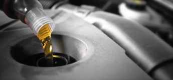 Промывочные масла для двигателя: особенности выбора и использования