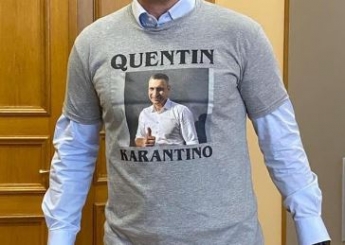 Карантин из-за коронавируса в Киеве: Кличко взбудоражил сеть странной футболкой