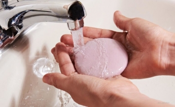 Как правильно выбрать мыло и антисептик для рук