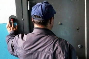 Курьезы. В разгар карантина сотрудники электросети в Мелитополе пошли по квартирам снимать показания