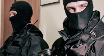 В Запорожской мэрии проводят обыски (ФОТО)