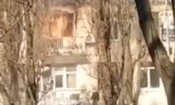 В Киеве вспыхнул масштабный пожар в офисе. Видео огненного ЧП
