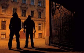 Житель Мелитополя лишился на улице телефона за 20 тысяч