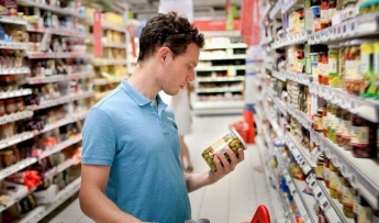 Государство надавило: супермаркеты перед Пасхой начали снижать цены