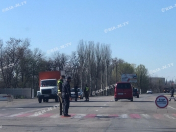 Какие документы сегодня полиция требует на блок-постах при въезде в Мелитополь (видео, фото)