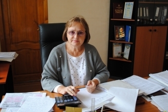 Две пенсии и зарплата - на что начальник Мелитопольского ПФУ живет