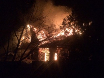 В Мелитополе сгорела двухэтажная дача