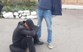 В Кропивницком вооруженный мужчина украл кулич из храма (фото)
