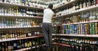 Украинцы могут остаться без алкоголя: названа причина запрета