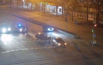 В масштабное ДТП в Запорожье попали две Таврии (фото)