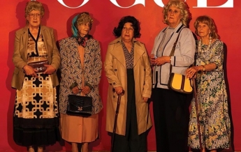 Пенсионерки попали на обложку Vogue из-за COVID-19