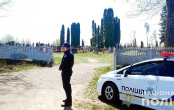 Тысячи силовиков отправят патрулировать кладбища