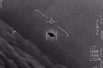 Пентагон показал уникальные видео с НЛО и подтвердил их подлинность