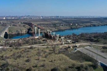На запорожский мост в этом году потратят 5 миллиардов гривен