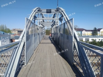 Пешеходный мост на вокзале построен из "раритета" (фото)