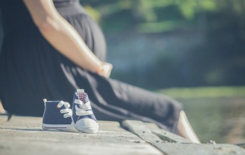 Женщина узнала о своей беременности благодаря синему унитазу