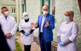 Степанов заявил о манипуляциях с зарплатами врачей