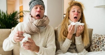 Будь здоров: почему нельзя чихать с закрытым ртом?