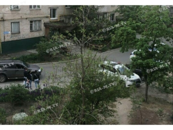 В Мелитополе задержали атошника, который избил жену и бился головой о машину полицейских (видео 18+)