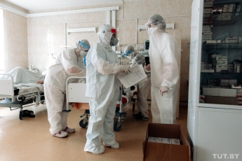 Ложились трупами: в Беларуси рассказали о коронавирусном "аде" в больницах