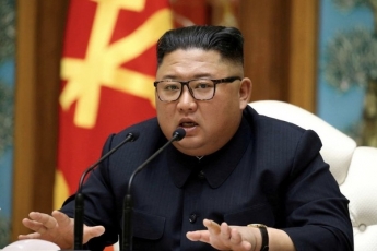 "Это не он!" На Западе распространились теории о двойнике Ким Чен Ына: фото в сравнении