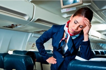 Стюардесса назвала самую раздражающую привычку пассажиров в полетах