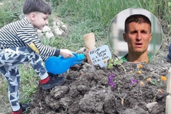 В Турции футболист убил подушкой своего 5-летнего сына