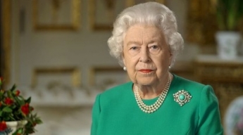 Из-за эпидемии коронавируса 94-летняя королева Елизавета останется в изоляции до осени