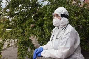 Делаю все, чтобы люди могли дышать: врач из Киева рассказала о "битве" с коронавирусом