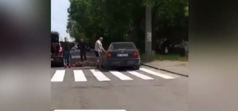 В центре Запорожья на переходе сбили женщину (видео)