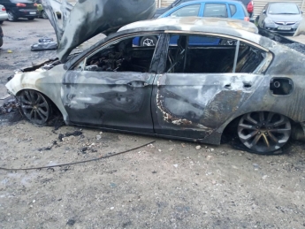 В Запорожье горели автомобили (фото)