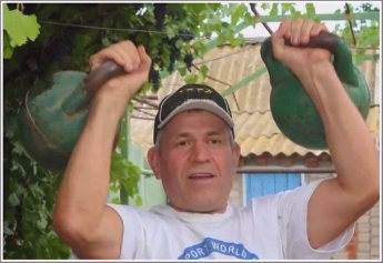 Рекордсмену Книги рекордов Гиннесса из Запорожской области исполнилось 70 лет