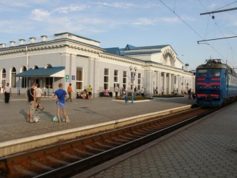 Когда в Мелитополь первые поезда после карантина прибудут