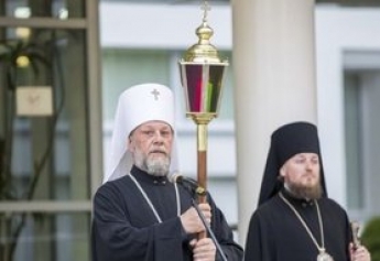 Молдавская православная церковь объявила войну "сатанинской" вакцинации от коронавируса