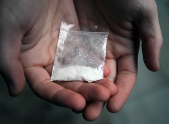 На запорожском курорте у 22-летнего «закладчика» обнаружили наркотиков на 80 тыс.гривен (ФОТО)