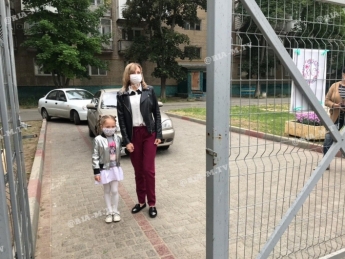 В Мелитополе в детских садах организуют контрольно-пропускные посты (видео)
