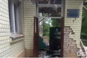 Иностранцы взорвали банкомат на Черкасчине (видео)