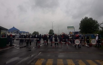 Водители заблокировали КПП на границе с Венгрией