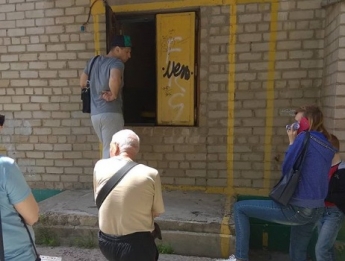 В Мелитополе работает "подпольная" Укрпочта (фото)