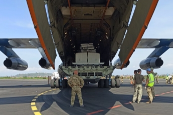 Мелитопольские летчики доставили в Конго груз для миссии ООН (фото)