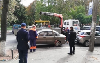 Журналисты показали, как в Киеве "издеваются" над водителями-нарушителями (видео)