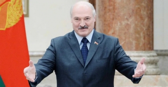 Лукашенко попробовал оправдаться за слова о женщинах и нарвался на гнев