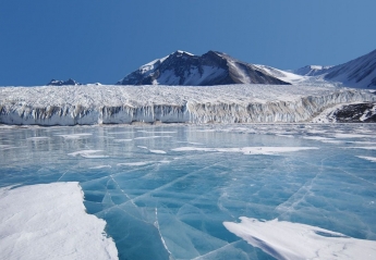 Фізики розкрили таємницю радіосигналів з надр Антарктиди